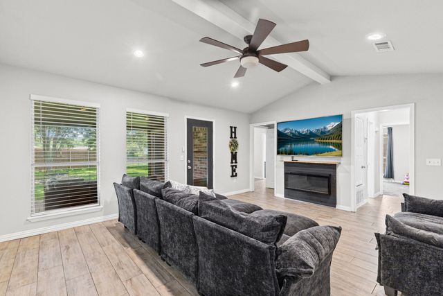 121 Curtis Lane, Quinlan, TX 75474