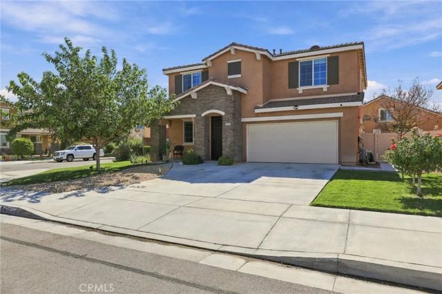 4702 W Jewel Drive, Lancaster, CA 93536