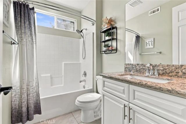 4702 W Jewel Drive, Lancaster, CA 93536