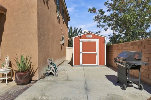 4702 W Jewel Drive, Lancaster, CA 93536