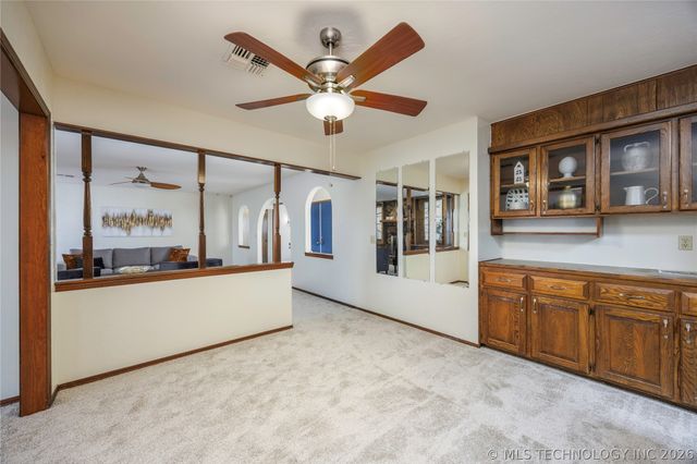 1801 Rolling Hills Place, Bartlesville, OK 74006