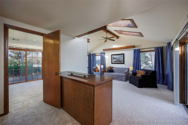 1801 Rolling Hills Place, Bartlesville, OK 74006