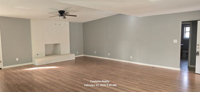 3605 Wren Avenue, Fort Worth, TX 76133