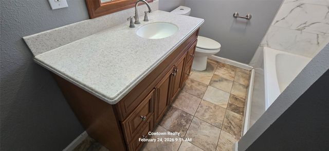 3605 Wren Avenue, Fort Worth, TX 76133