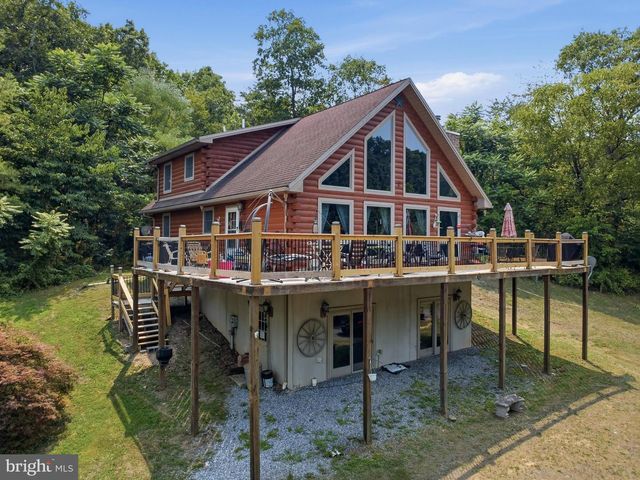 11181 HEDGESVILLE RD, Hedgesville, WV 25427