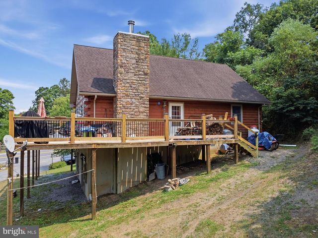 11181 HEDGESVILLE RD, Hedgesville, WV 25427