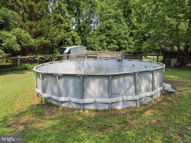11181 HEDGESVILLE RD, Hedgesville, WV 25427