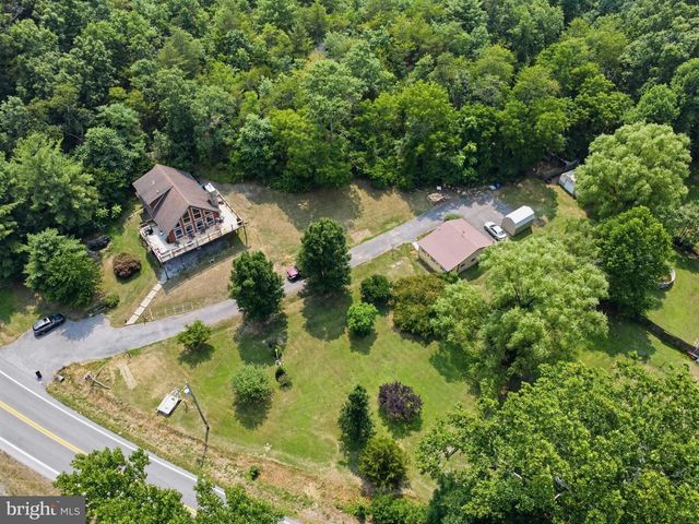 11181 HEDGESVILLE RD, Hedgesville, WV 25427