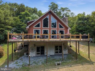 11181 HEDGESVILLE RD, Hedgesville, WV 25427
