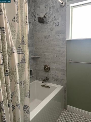 486 Butterfield Place, Moraga, CA 94556