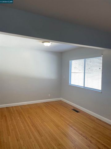 486 Butterfield Place, Moraga, CA 94556