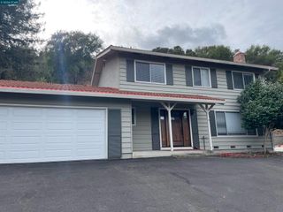 486 Butterfield Place, Moraga, CA 94556