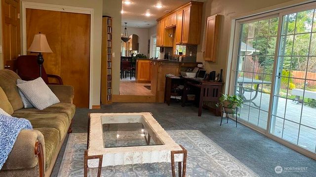 1410 Graham Drive, Kelso, WA 98626