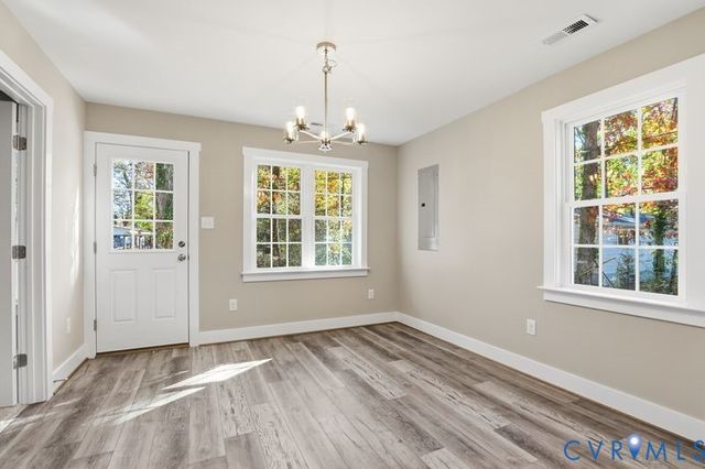 230 Glen St, West Point, VA 23181