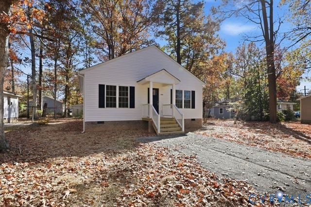 230 Glen St, West Point, VA 23181