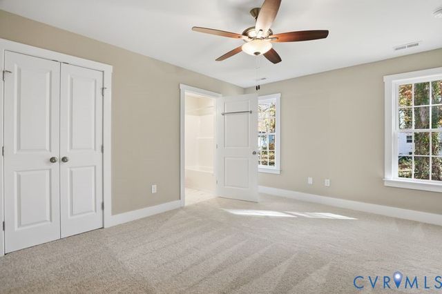 230 Glen St, West Point, VA 23181