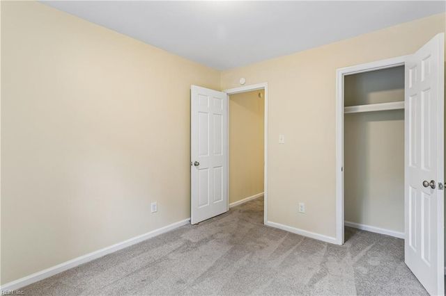 391 Circuit Ln Unit F, Newport News, VA 23608