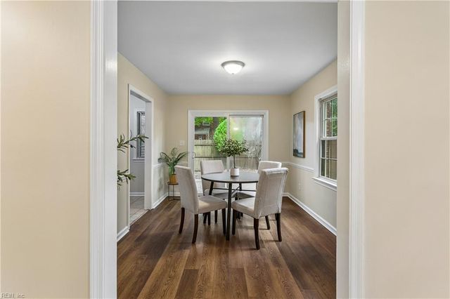 391 Circuit Ln Unit F, Newport News, VA 23608