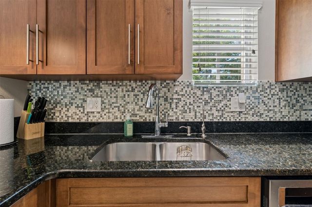 650 SIREN WIND LANE, Clearwater, FL 33756