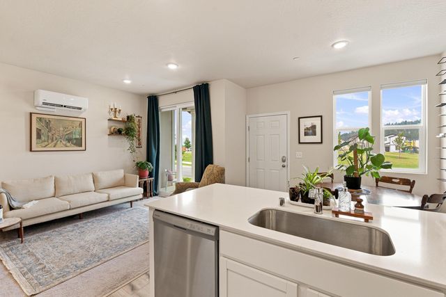 2681 N Red Tail Ln, Liberty Lake, WA 99019