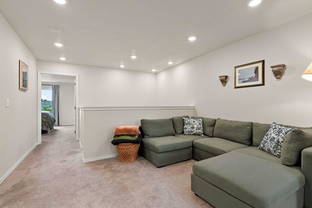 2681 N Red Tail Ln, Liberty Lake, WA 99019