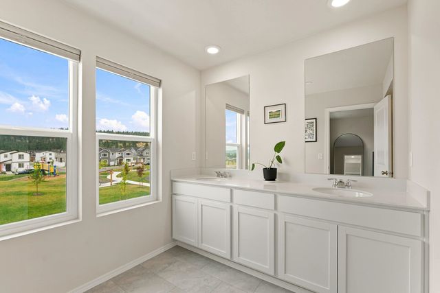 2681 N Red Tail Ln, Liberty Lake, WA 99019