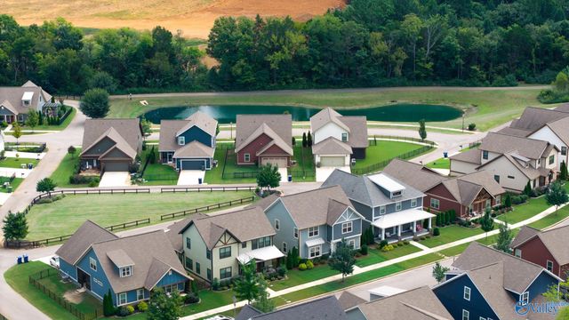 1514 Trek Street, Huntsville, AL 35811