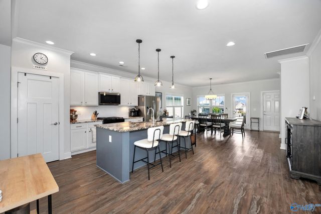 1514 Trek Street, Huntsville, AL 35811