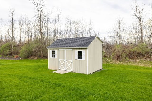 1816 Halesworth Lane, Webster, NY 14519