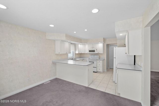 26357 W Wexford Drive, Perrysburg, OH 43551