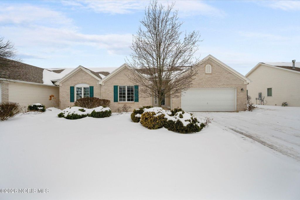 26357 W Wexford Drive, Perrysburg, OH 43551