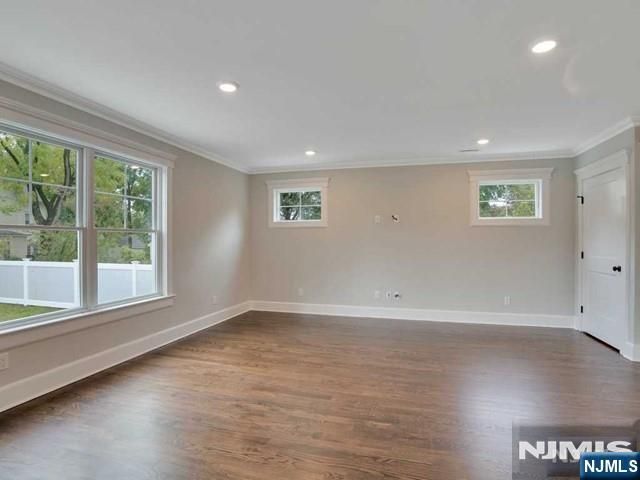 58 Darlington Avenue, Ramsey, NJ 07446