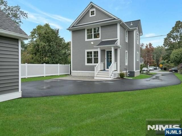 58 Darlington Avenue, Ramsey, NJ 07446