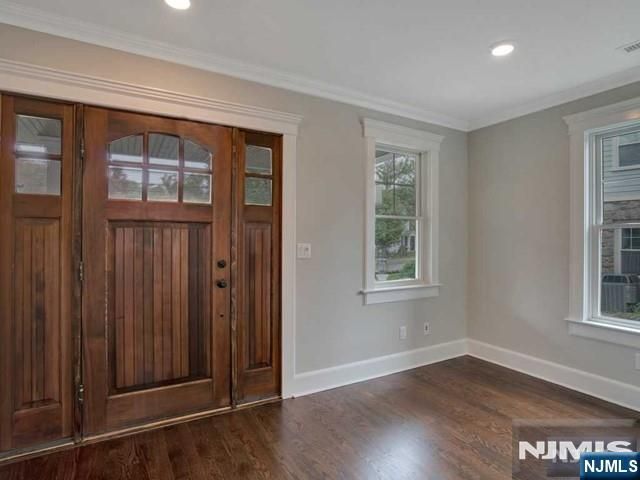 58 Darlington Avenue, Ramsey, NJ 07446