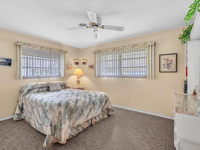407 S Highland Dr, Hollywood, FL 33021