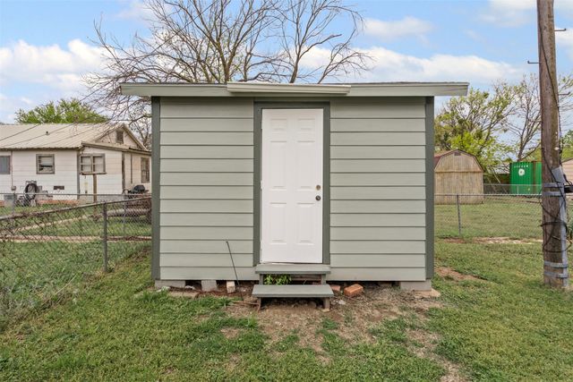 1205 SW 12th Street, Mineral Wells, TX 76067