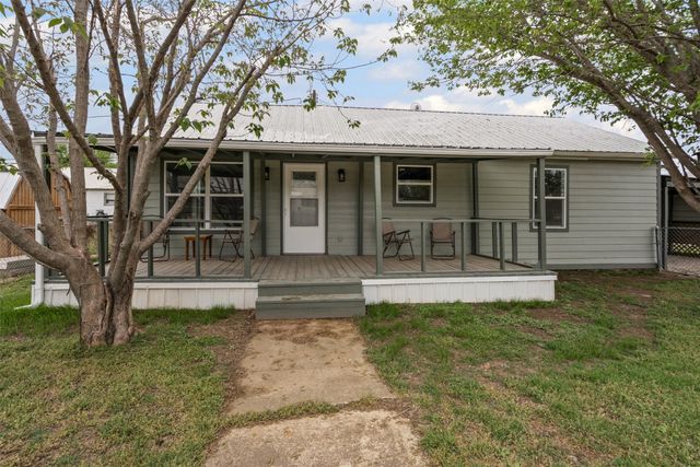 1205 SW 12th Street, Mineral Wells, TX 76067