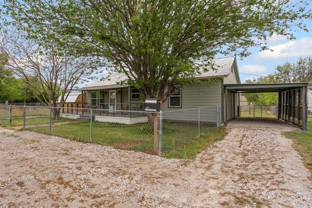 1205 SW 12th Street, Mineral Wells, TX 76067