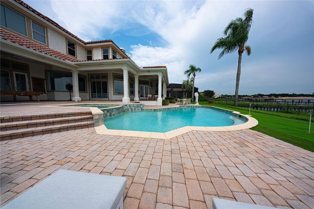 9233 SOUTHERN BREEZE DRIVE, Orlando, FL 32836