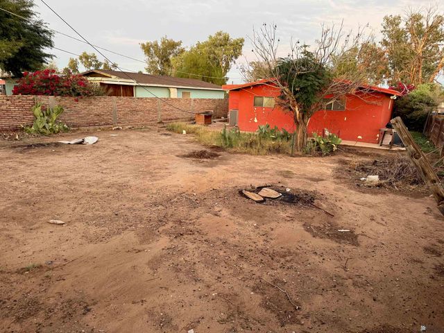 723 N Musgrove Ave, Somerton, AZ 85350