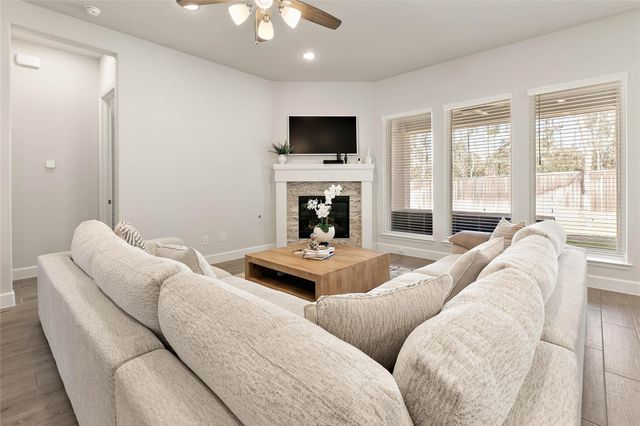 508 Stella Beth Way, Montgomery, TX 77316