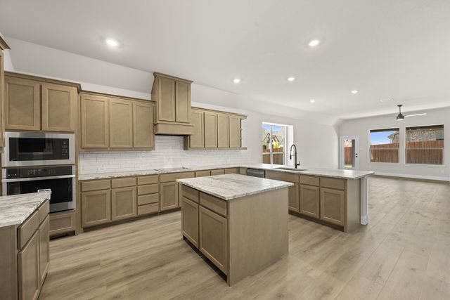 11 Plover Street, Joshua, TX 76058