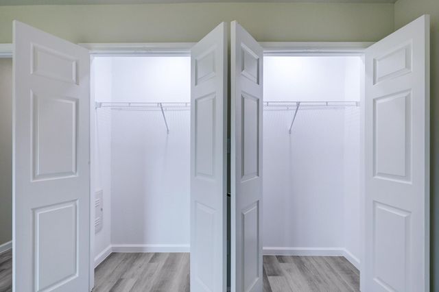 155 Plez Morgan Drive 12A, Montgomery, TX 77356