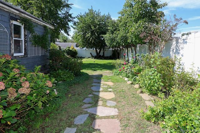 88-38 197th Street, Hollis, NY 11423