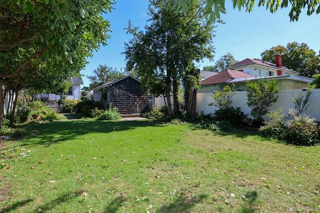88-38 197th Street, Hollis, NY 11423