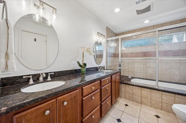 10802 Piping Rock Lane, Houston, TX 77042
