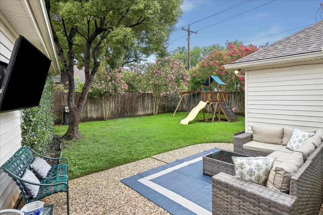 10802 Piping Rock Lane, Houston, TX 77042