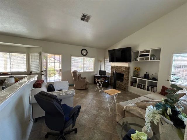 12260 Via De Palmas, Moreno Valley, CA 92555