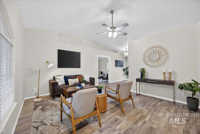 9480 W Wakefield Court, Garden City, ID 83714