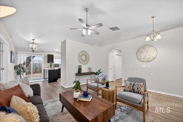 9480 W Wakefield Court, Garden City, ID 83714